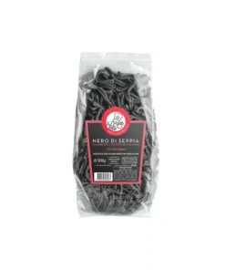 Casarecce con tinta de calamar